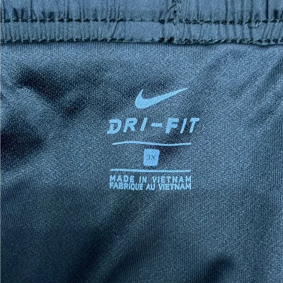 NWT Nike Women’s Shorts - Picture 3 of 6